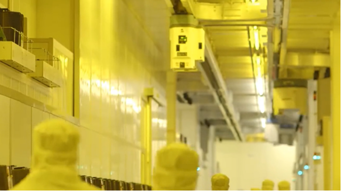 Supply shortage, price hike for photomask film used in chip production