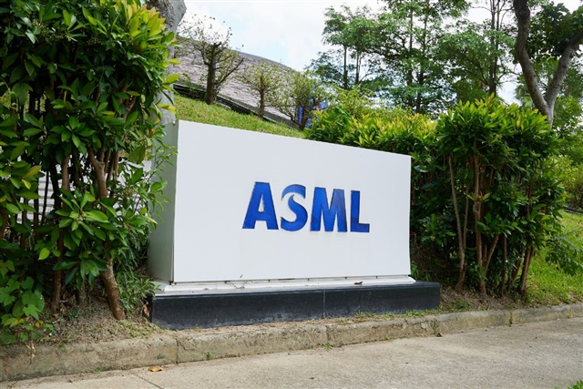 ASML expects China revenue to drop to 20% in 2025